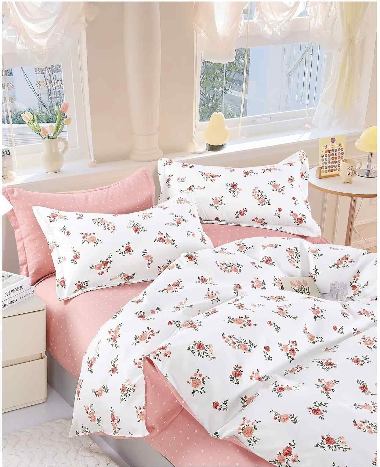 Florida Winkle Premium Quality Imported King Size Elastic Fitted Bedsheet with Coordinated Pillow Covers