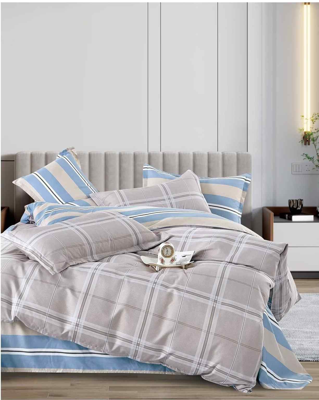 Florida Winkle Premium Quality Imported King Size Elastic Fitted Bedsheet with Coordinated Pillow Covers