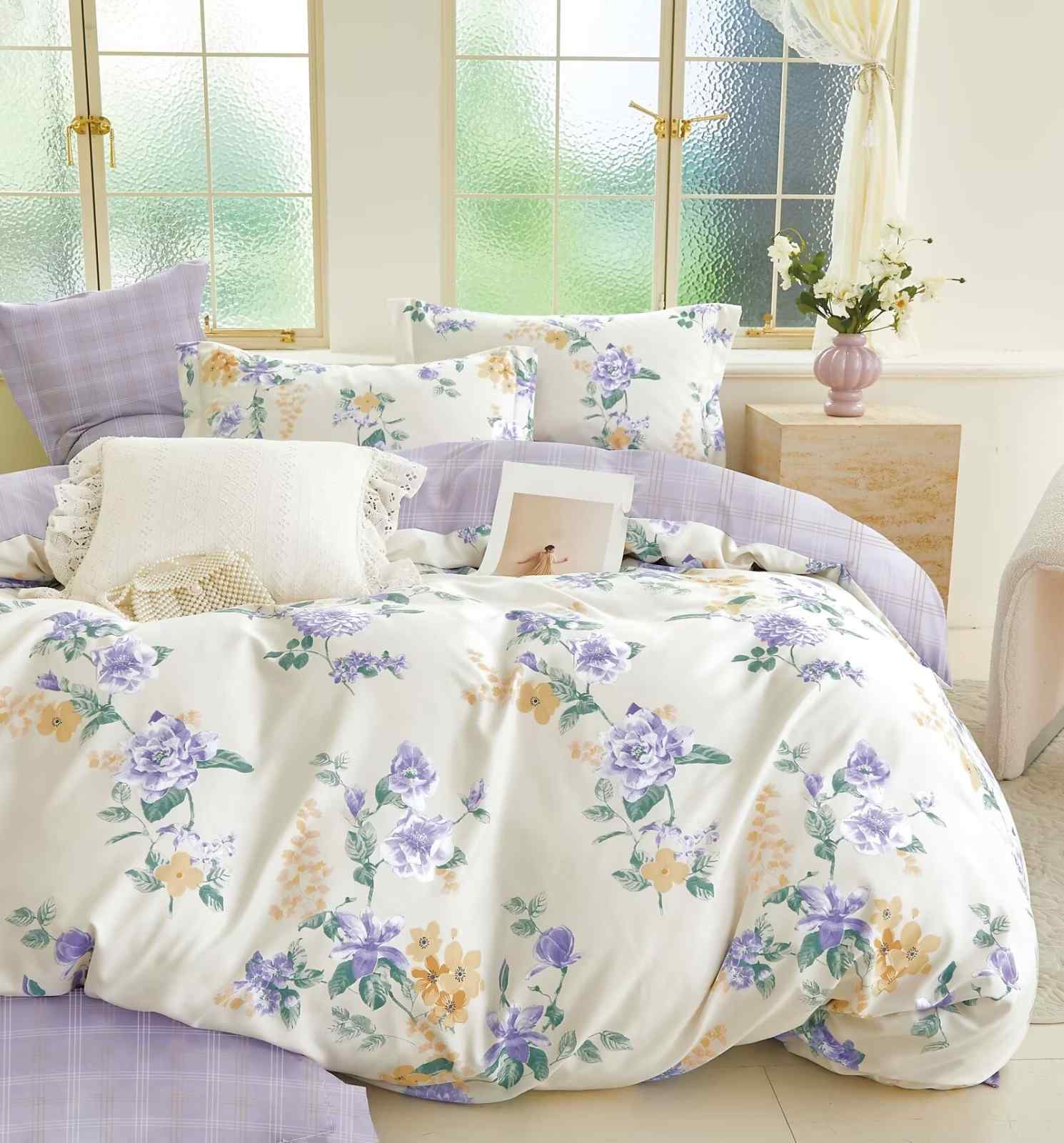 Florida Winkle Premium Quality Imported King Size Elastic Fitted Bedsheet with Coordinated Pillow Covers