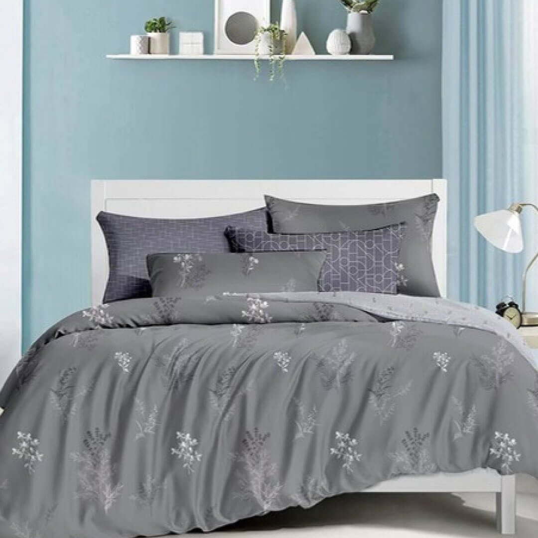 Florida Vistara (Bedding) AC Comforter Set with King Size Bedsheet & Coordinated Pillow Covers